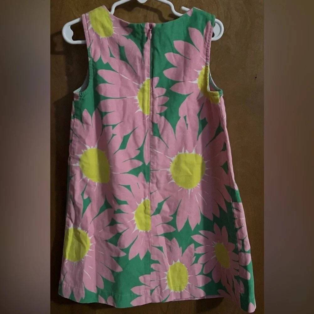 Mini Boden Girls size 4/5 Year corduroy pinnie dress floral - Picture 3 of 3